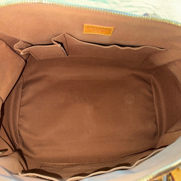 100% Authentic Louis Vuitton Tivoli - Picture 13 of 16